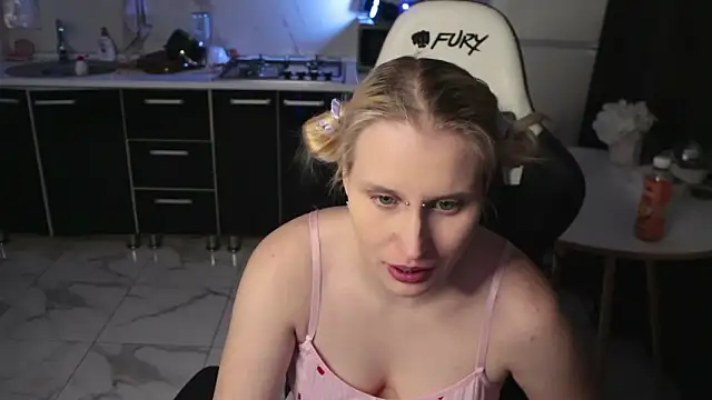 MertyXX's Live XXX Chat