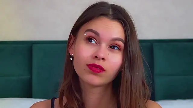 PollyLanders' Live XXX Chat