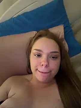 Kitty2490's Live XXX Chat