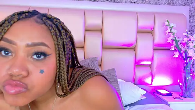 AngelaRoberts' Live XXX Chat