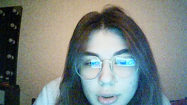 Tenovira's Live XXX Chat