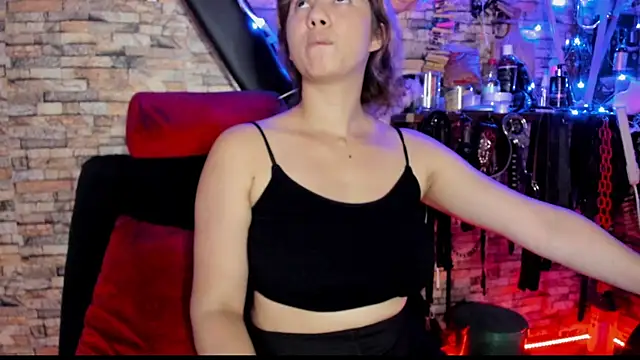 Liltildeman_moon's Webcam Show