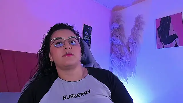 LorenaStevens' Live XXX Chat