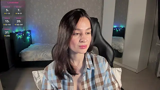 EllaFresh's Live XXX Chat