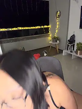 SamVega's Live XXX Chat