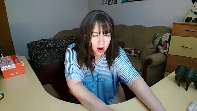 Lucretia_Goldi_'s Webcam Show