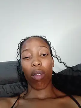 MsParisSmith's Live XXX Chat