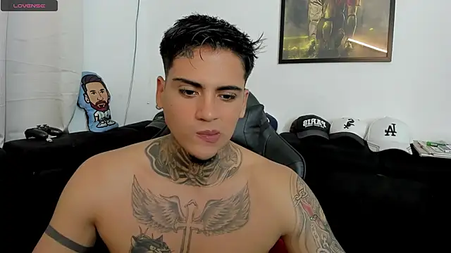 mad_maxxx2 (M young) - cum show