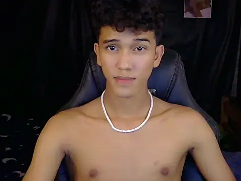 hugekenbigcock (M twink) - cum with me