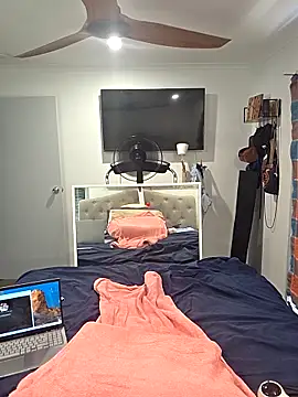 handsolo_porn - Handsolo_porn's free webcam - UK Sex Cams