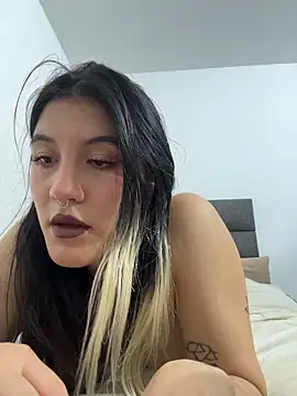 Webcam Model (Olivia_Young)  is live.Free join now!