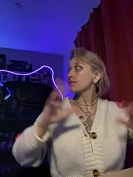 Dooubletroublee's Live Sex Cam Show