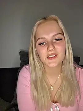 Allylove03's Live Sex Cam Show