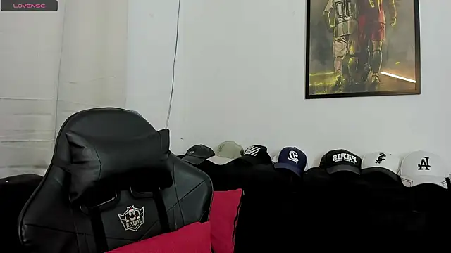 mad_maxxx2 (M young) - cum show