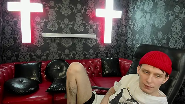 packbev (M young) - body in oil