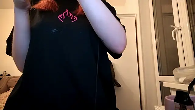 velyraxis (F teen) - 🔥Take off my shirt🔥