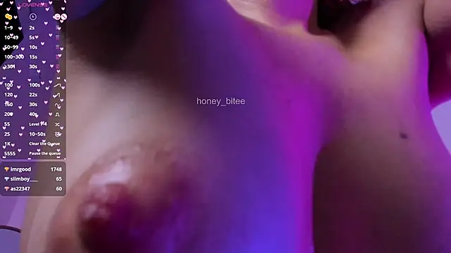 honey_bitee (F young) - ♡suck fingers close  close uu 🙄💕