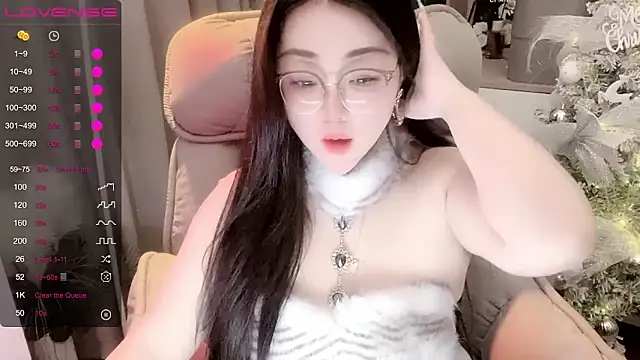 monica-666888- (F milf) - 在吗？在吗？你在吗？