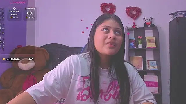 badkittyy (F teen) - show ass without pantyhose