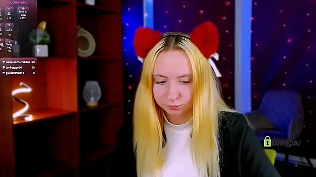 mila_glow1 (F teen) - show boobs