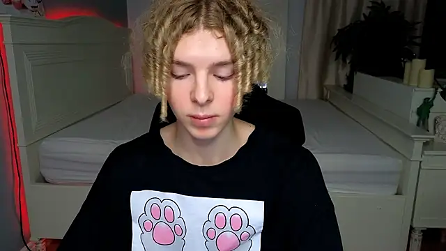 Kudi_Minnt's Webcam Show