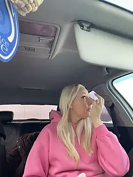 merlindave (F young) - Finger pussy /naked😈😈😈🥵🥵✌️