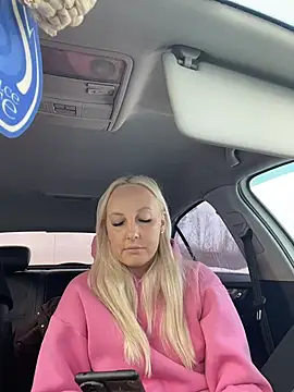 merlindave (F young) - Finger pussy /naked😈😈😈🥵🥵✌️