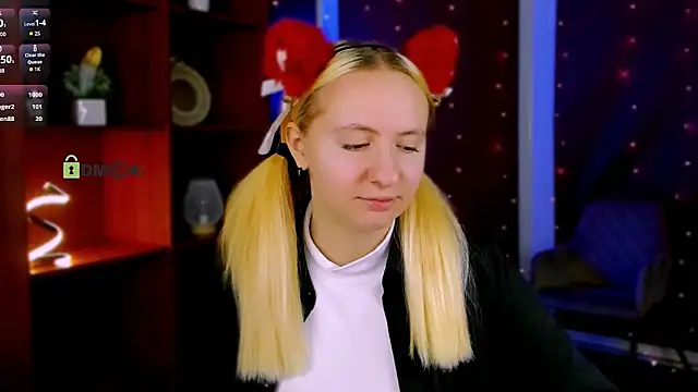 mila_glow1 (F teen) - show ass