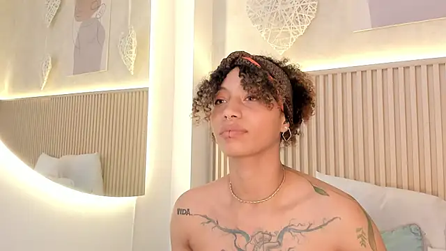 daiana_curly's Live XXX Chat