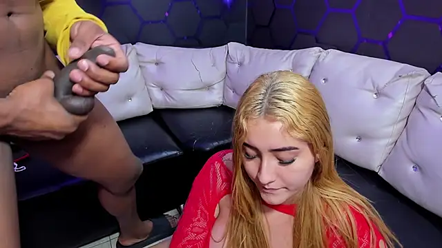 Blow2job-Lat's Webcam Show