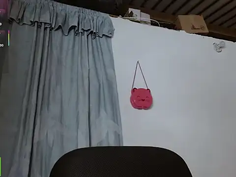 Amitlu_'s Live XXX Chat