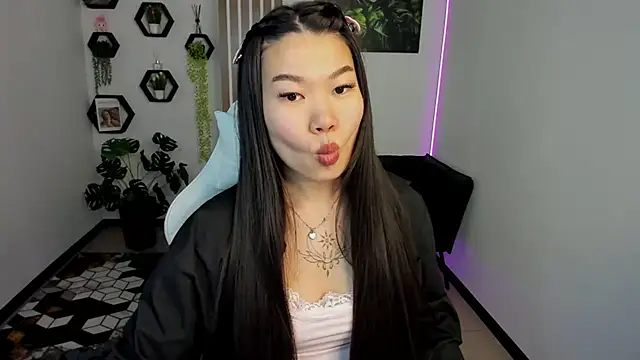 LunaPurrr's Live XXX Chat