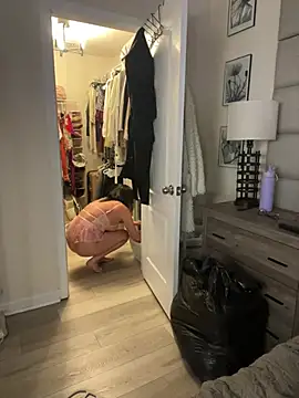 Ayybaebay's Live XXX Chat