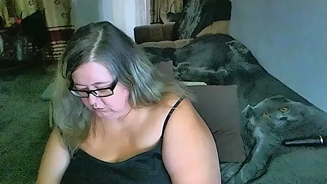 sex2 (F mature) - naked, squirt