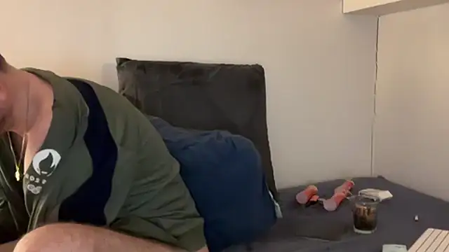 burredshopping (Ask my age) - #brunettes #cam2cam #cheap-privates #daddies #ejaculation #flashing #french #gays #handjob #medium #small-audience #top #white