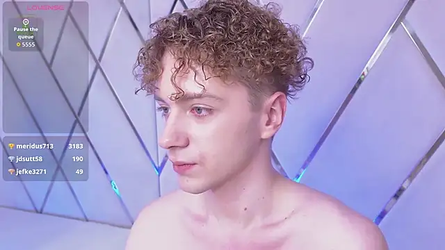 paul_holt (M twink) - make me cum!