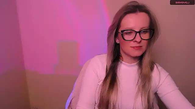 annepeach (F milf) - i will stay 5 minutes in bra