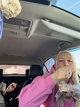 merlindave (F young) - Finger pussy /naked😈😈😈🥵🥵✌️