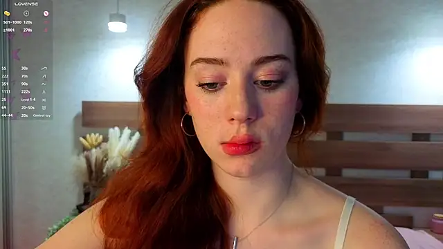 stacywatts - StacyWatts's free webcam