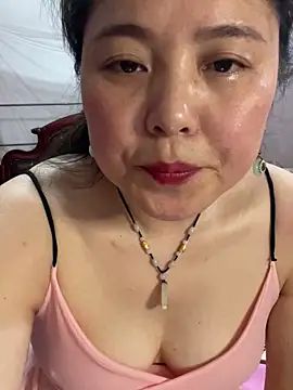 tianwei2567 (F milf) - 全裸高潮自慰，玩具，喷水