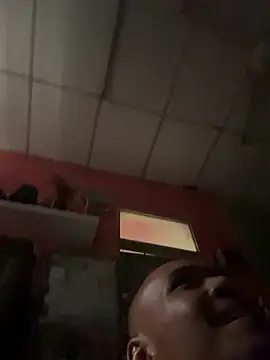 elliszlatan (M young) - buy a new big house