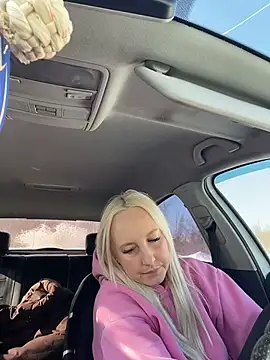 merlindave (F young) - Finger pussy /naked😈😈😈🥵🥵✌️