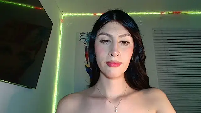 valeria_gonzales_'s room