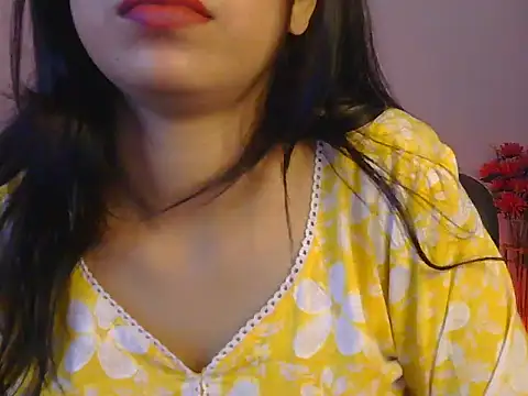 miss_ragni (F young) - press boobs  5 mint