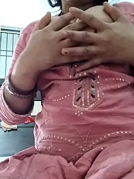 Darling8008's live cam