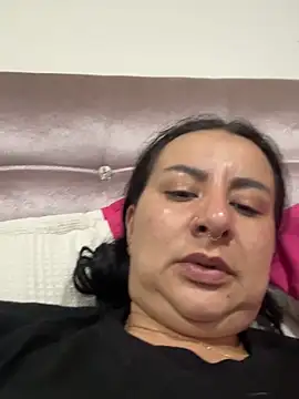 Webcam Model (Abril_Luv)  is live.Free join now!