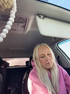 merlindave (F young) - Finger pussy /naked😈😈😈🥵🥵✌️