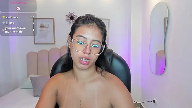 raven_stonee's Live XXX Chat