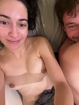 Chuchiybombon live sex cam