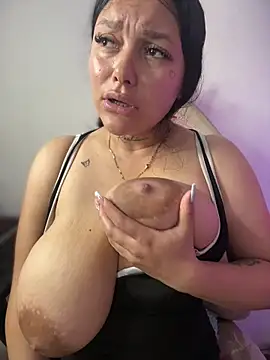 miia__taylor (F young) - milk from my boobs